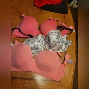 bras / whole lot of 3